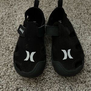 Hurley Kids Black Sandals/ water shoes toddler 7